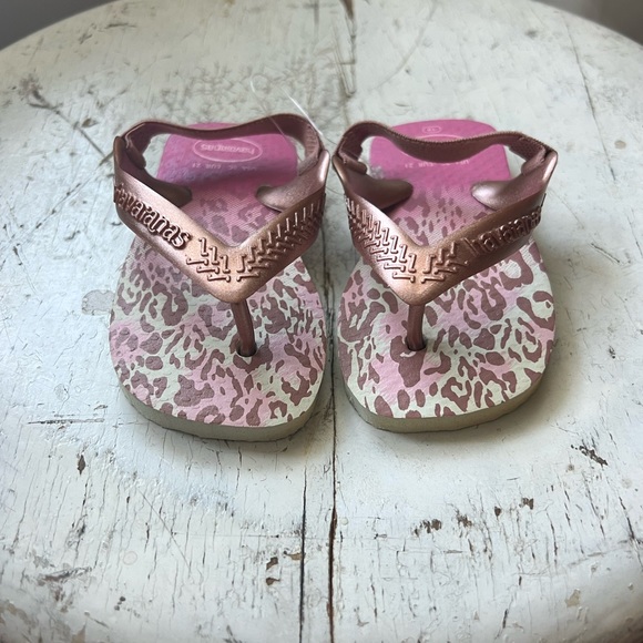 Havaianas Baby Chic Sandals Flip Flop Rose Gold Size US 5C EU 21 - Picture 3 of 4